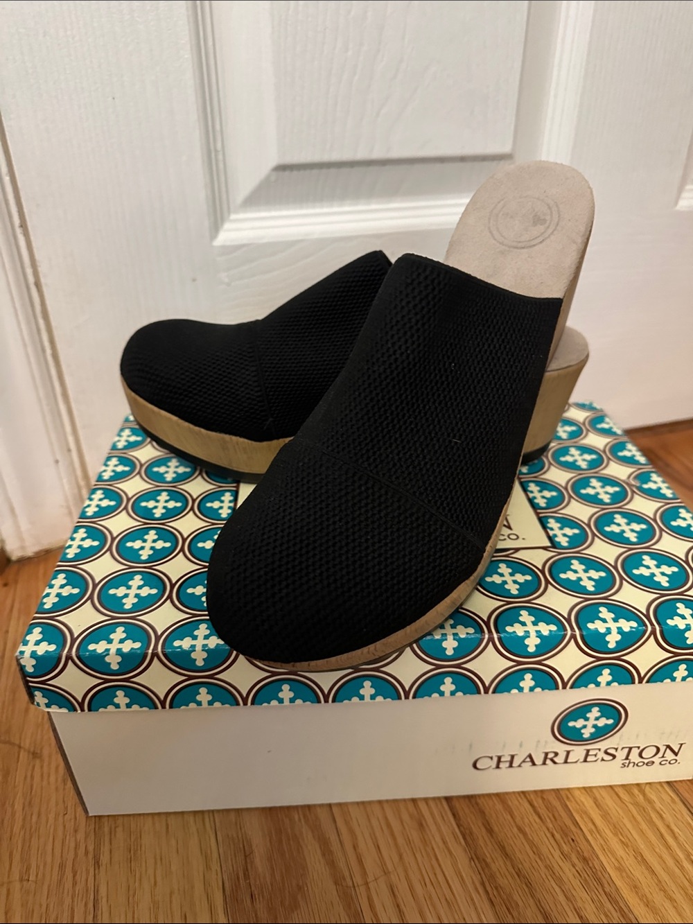 CHARLESTON SHOE CO. Black Knit Slip-On Clog Frannie